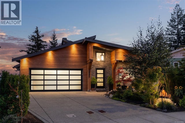 7045 Clarkson Pl, Sooke