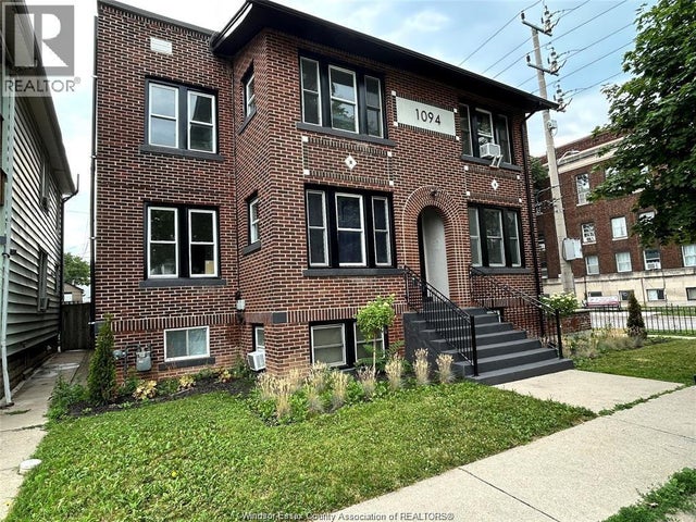 1094 Lincoln Road, Windsor