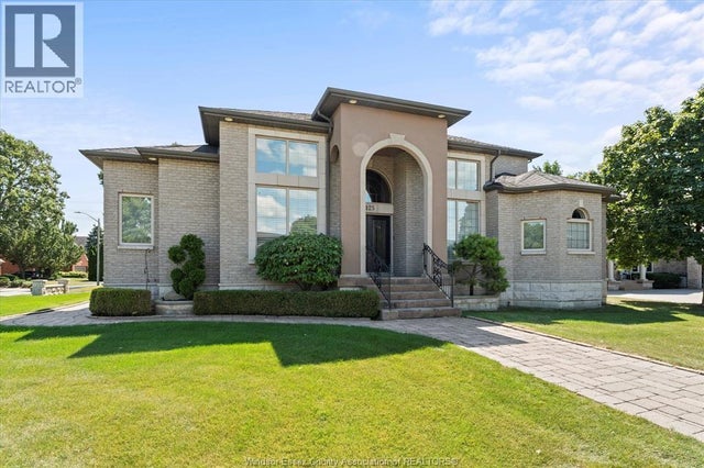 125 Links Drive, Amherstburg
