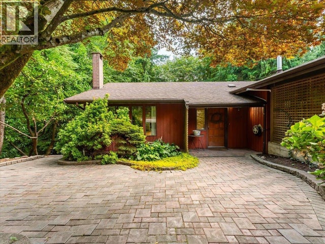 277 E Braemar Road, North Vancouver