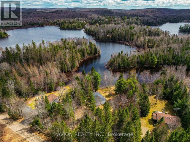 185 Fisher Lake Lane, Kearney