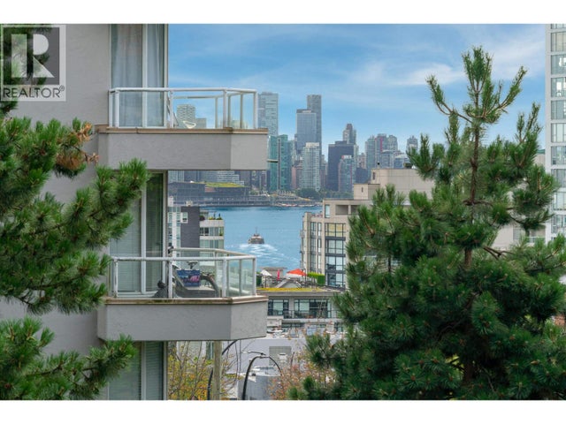 303 444 Lonsdale Avenue, North Vancouver