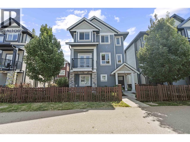 4 608 Ewen Avenue, New Westminster