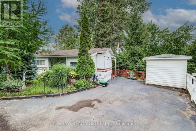 691 Oak Crescent, Centre Wellington