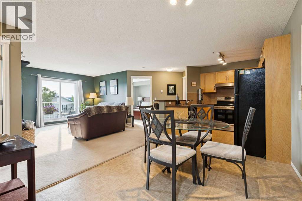 1304, 5 Country Village Park Ne, Calgary