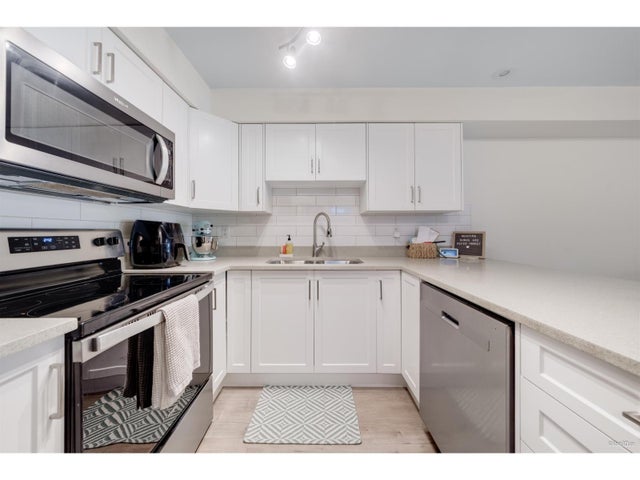 219 30515 Cardinal Avenue, Abbotsford