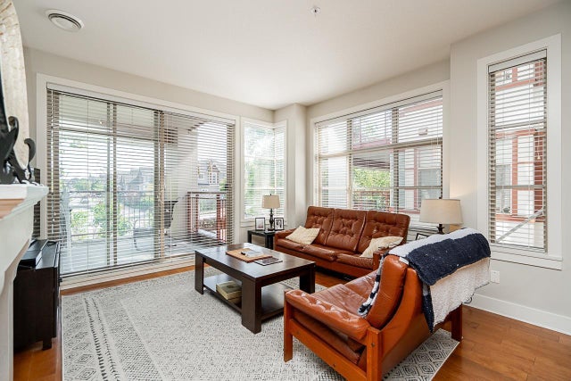 204 16469 64 Avenue, Surrey