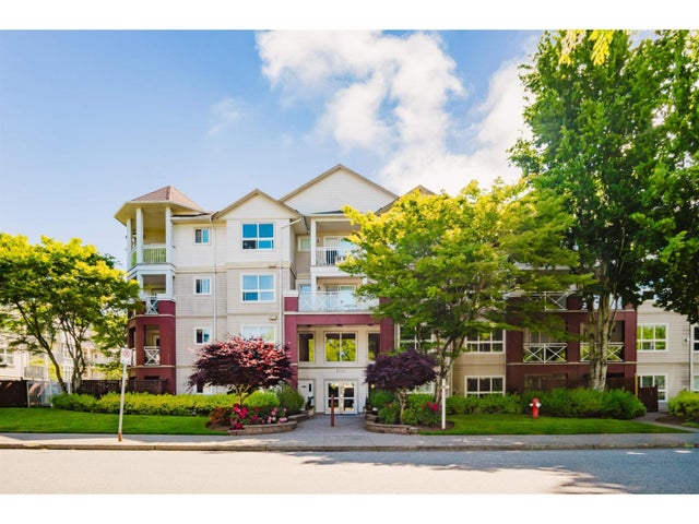 215 8068 120a Street, Surrey