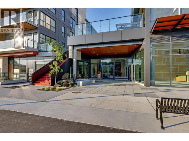 564 422 E 3rd Street, North Vancouver