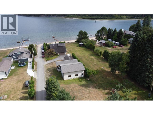 4108 Heroux Road, Nelson