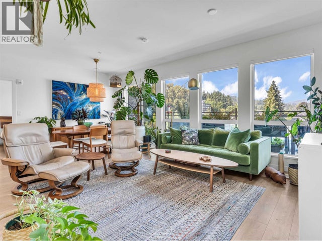 608 3018 St George Street, Port Moody