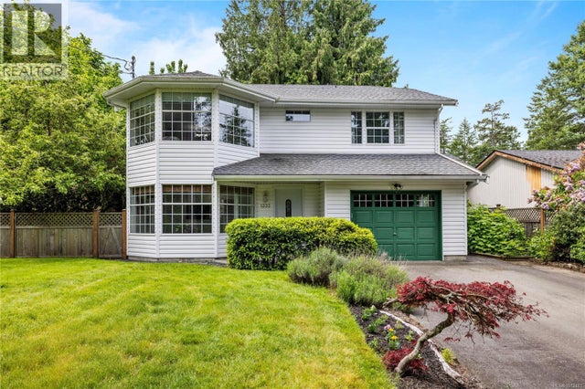 1333 Carmel Pl, Nanoose Bay