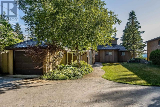 16 Yarwood Road, Tiny