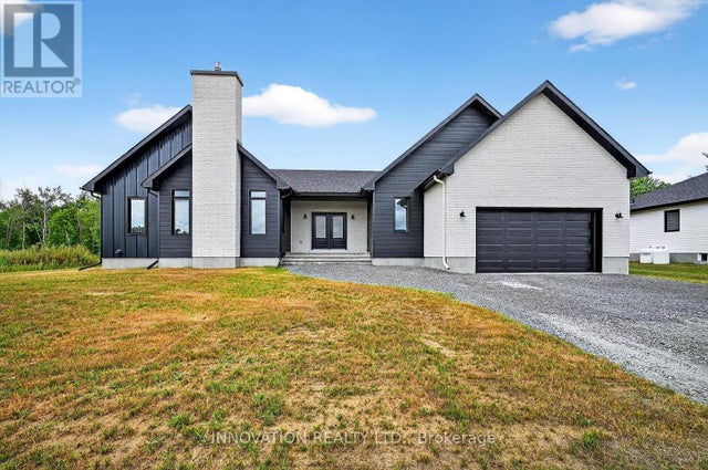 1694 Sharon Street, North Dundas