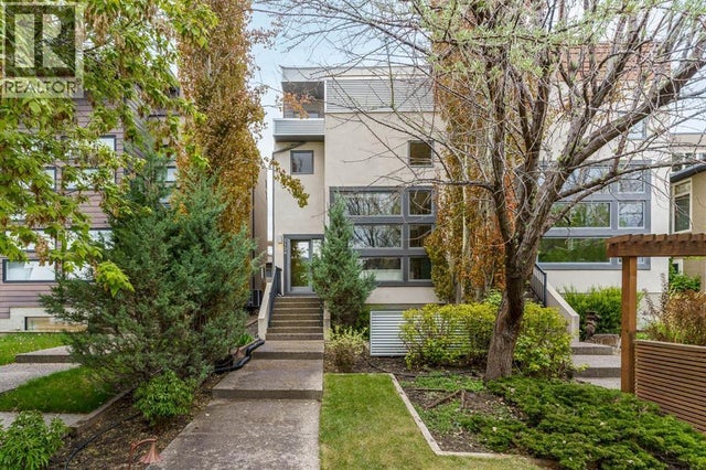 2134 30 Avenue Sw, Calgary