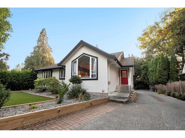 9067 Trattle Street, Langley
