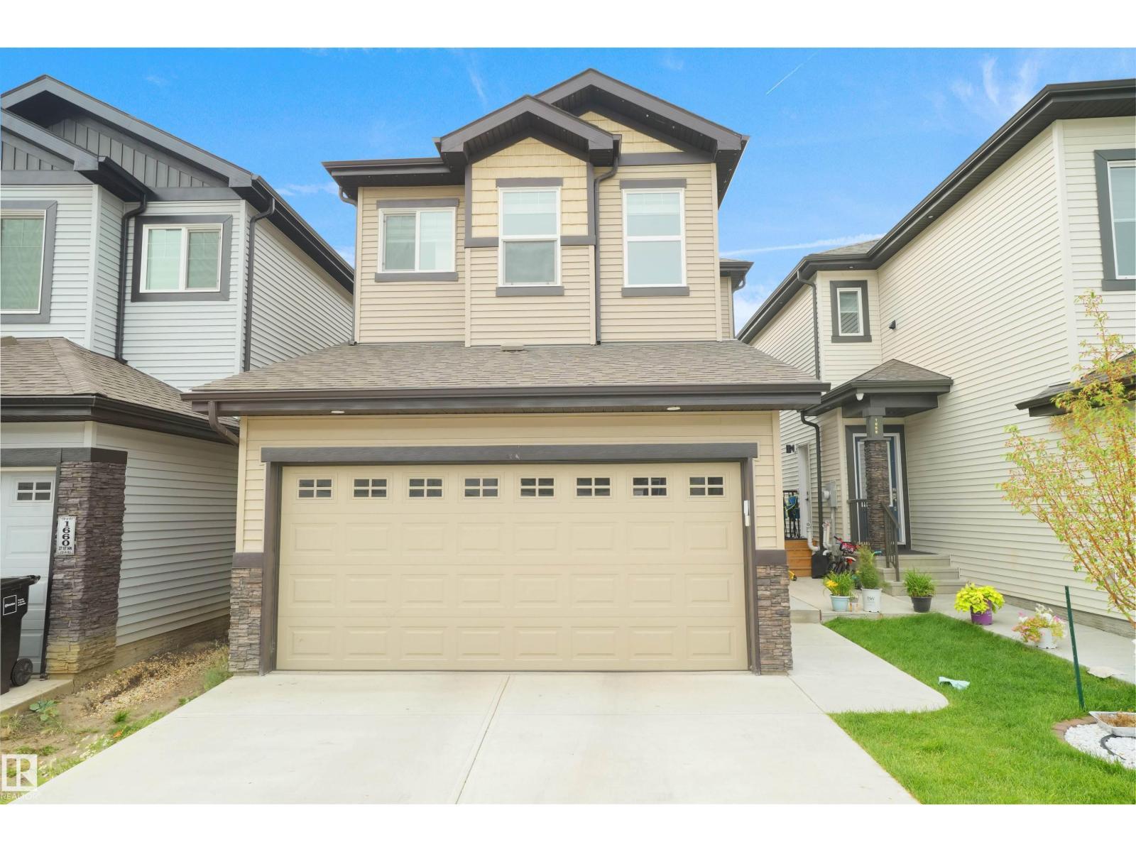 1664 27 St Nw, Edmonton