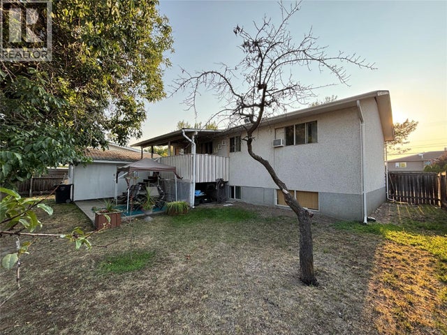 3049 Gordon Drive, Kelowna