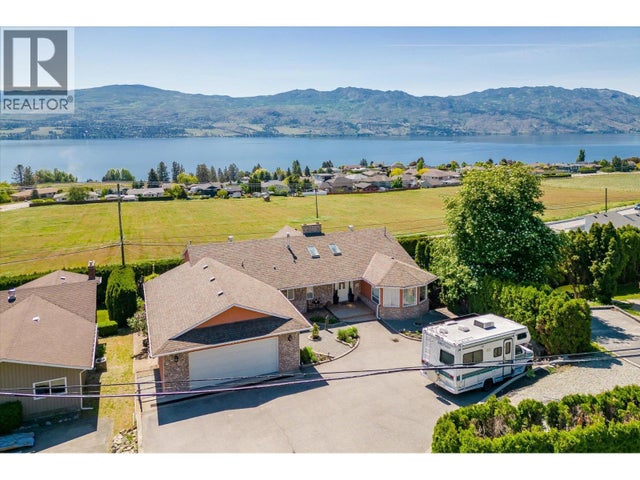 1115 Gregory Road, West Kelowna