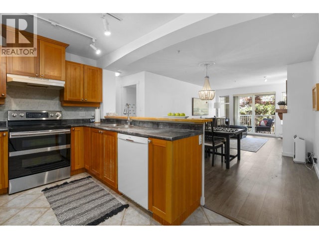 212 1432 Parkway Boulevard, Coquitlam