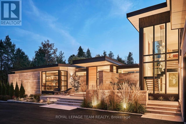 20 Kanata Rockeries, Ottawa