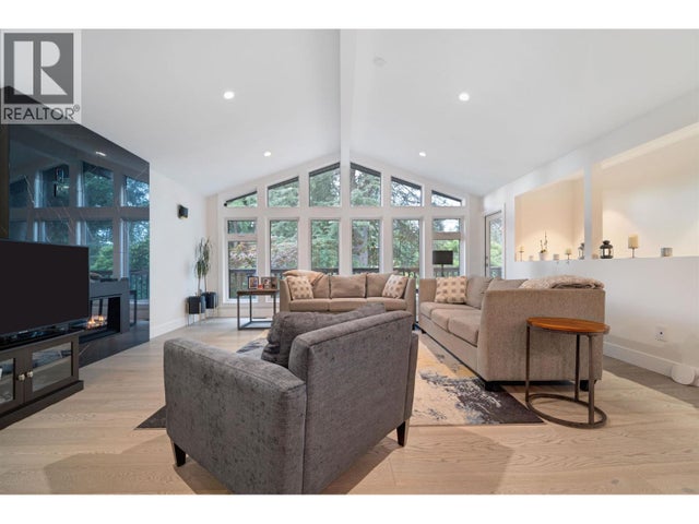 2488 Belloc Street, North Vancouver