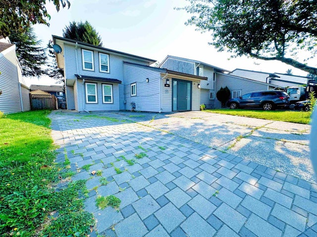 12960 74 Avenue, Surrey