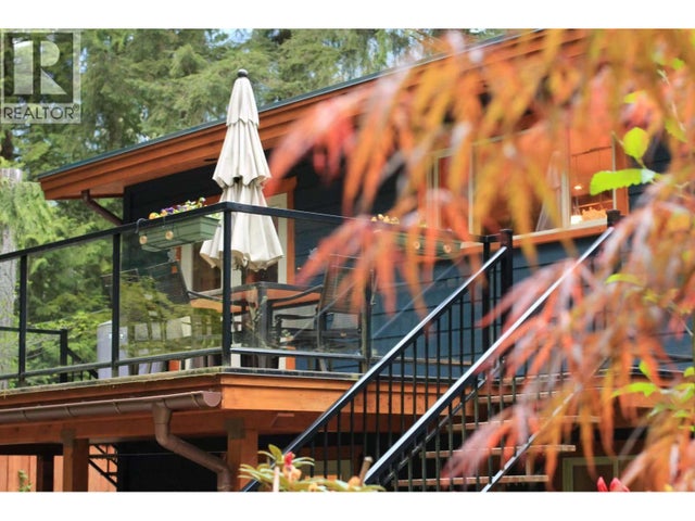 4793 Capilano Road, North Vancouver