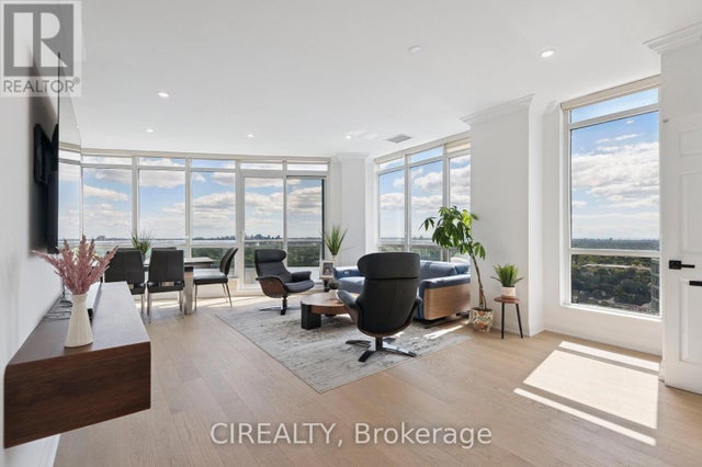 Uph02 - 18 Holmes Avenue, Toronto (willowdale East)