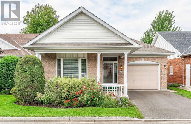 24 Beechlawn Boulevard, Guelph (village By The Arboretum)