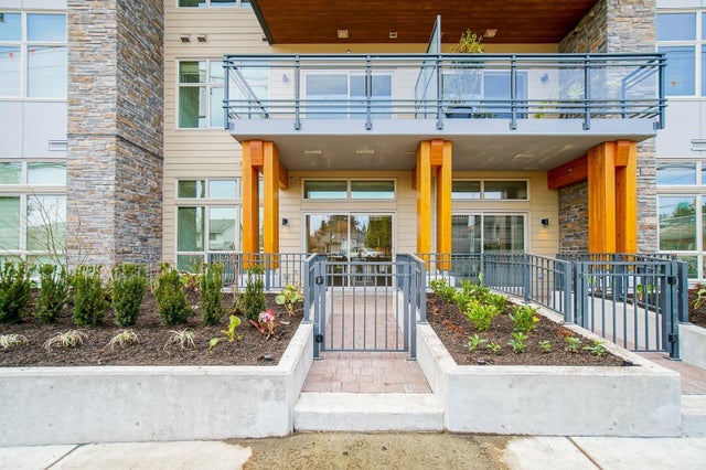 103 14022 North Bluff Road, Surrey
