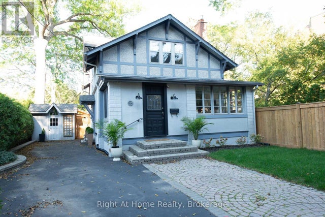 139 Allan Street, Oakville (oo Old Oakville)