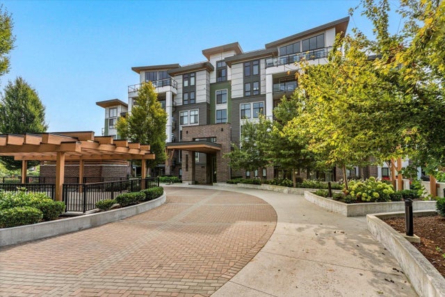 202 45510 Market Way|garrison Crossing, Chilliwack