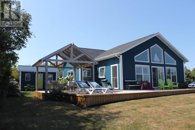 42 Blue Heron Crescent, North Rustico