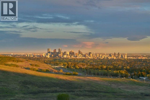 57 Edelweiss Point Nw, Calgary