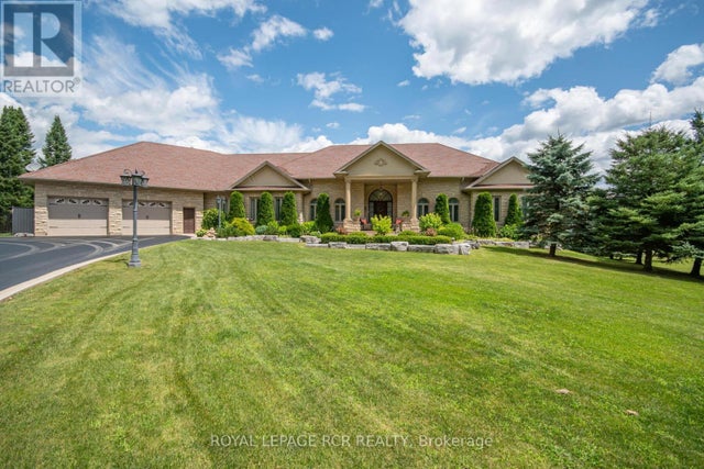 4987 Fourth Line, Erin