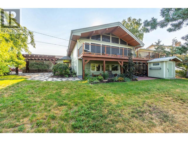 975 Heron Court, Oliver