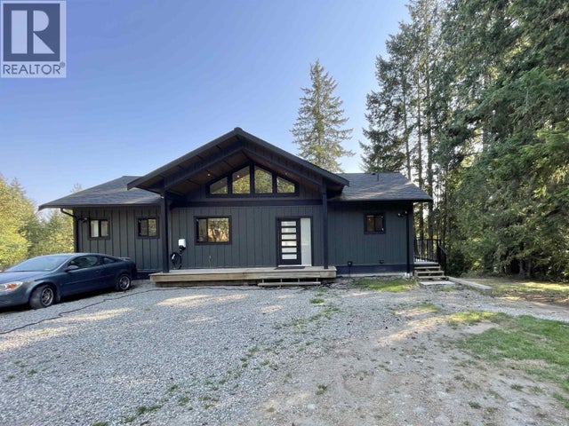 915 Payne Road, Gibsons