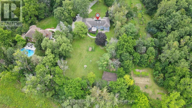 282 Ridge Road, Aurora (aurora Estates)