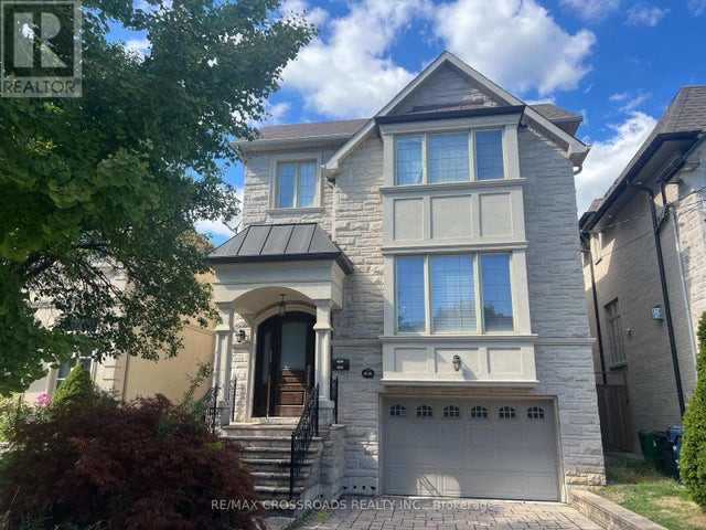 82 Holmes Avenue, Toronto (willowdale East)