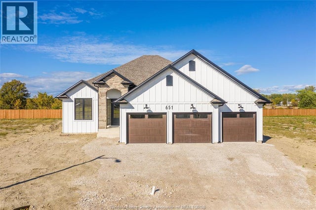 651 Summit, Lakeshore