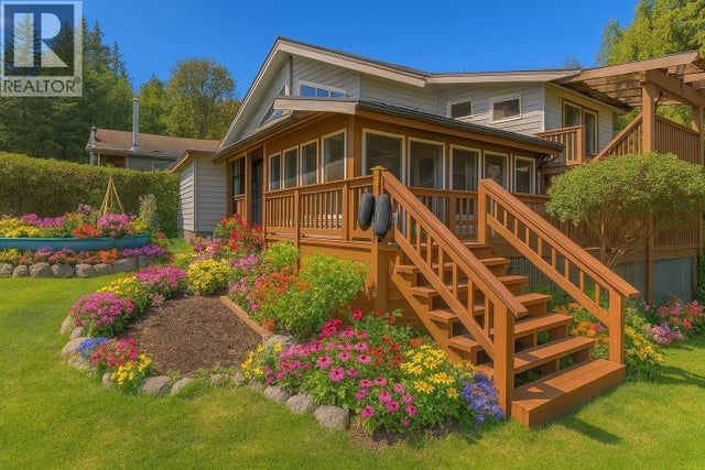 26 Brighton Beach, North Vancouver