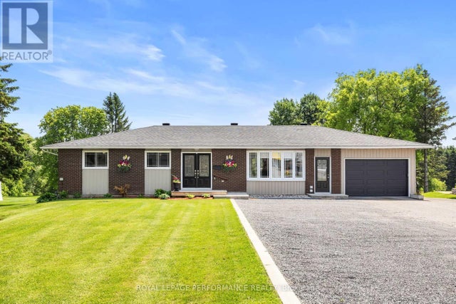 782 Notre Dame Street, Russell