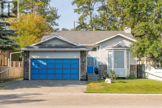 11 Mt Mcgillivary Drive, Exshaw