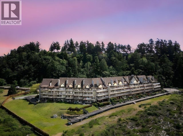 319 1120 Tsatsu Shores Drive, Delta