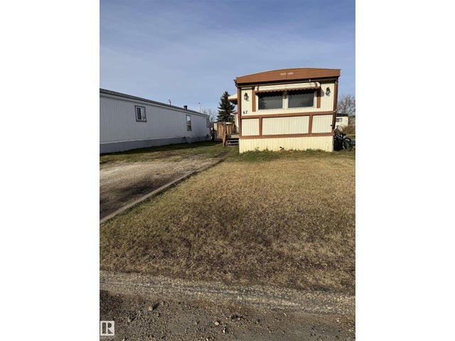 #67 4802 54 Av, Camrose