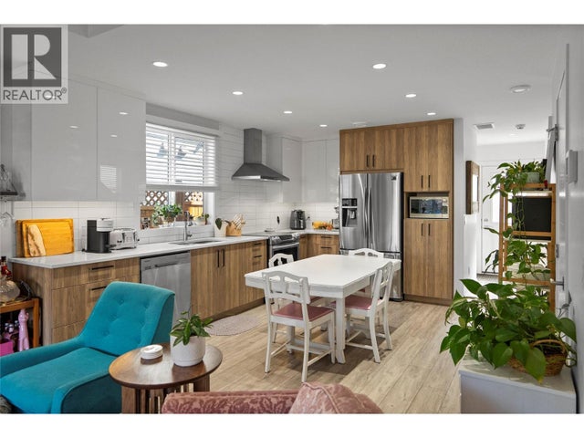 727 Cadder Avenue, Kelowna