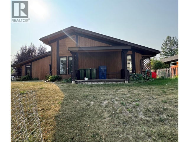 717 12th Avenue Unit# 8, Invermere