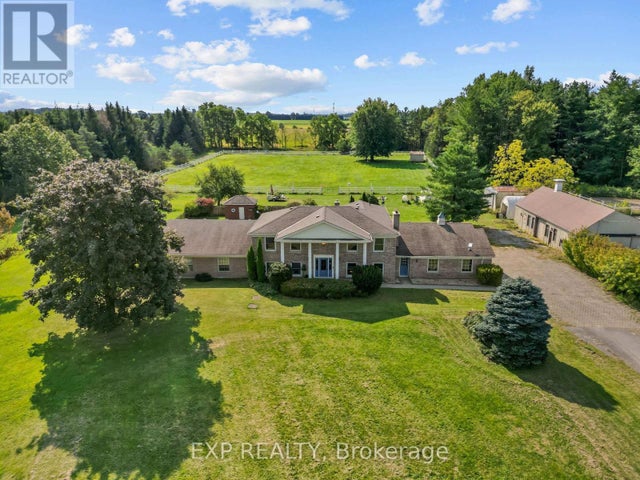 8101 Decker Drive, Middlesex Centre