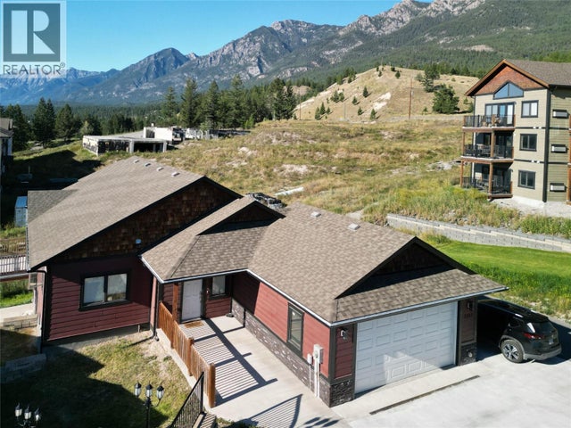 7283 Copperhorn Drive, Radium Hot Springs